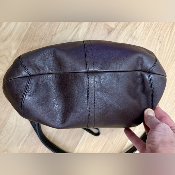 Vintage Coach Ergo/Soho Leather Hobo Shoulder
Bag - Picture 10 of 16